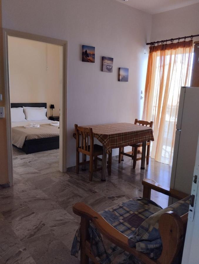 קלמאטה Katerina Apartments מראה חיצוני תמונה